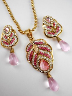 Fashion Pendant Sets